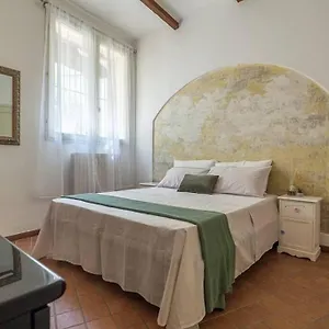 Appartamento Casa Con Giardino Esclusivo In Piazza Trento Trieste